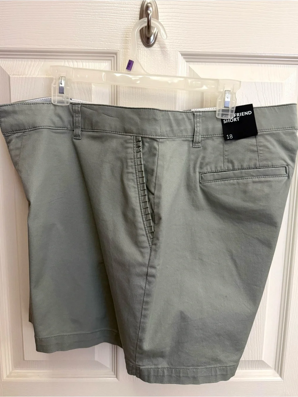 NWT Lane Bryant Girlfriend Shorts Size 18 Green